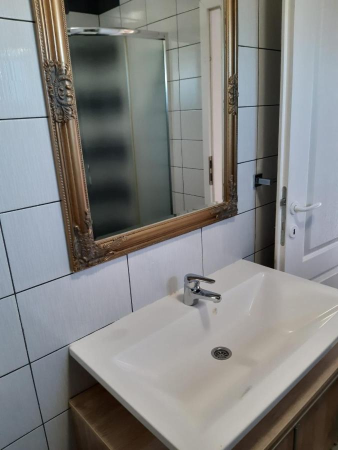 Apartment Luka Bibinje Luaran gambar