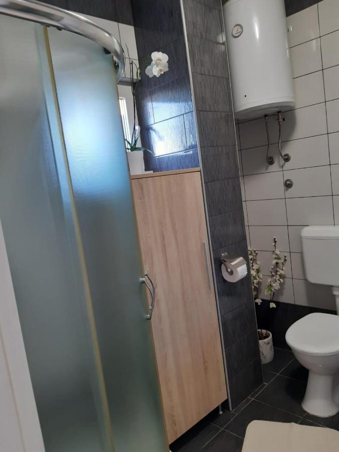 Apartment Luka Bibinje Luaran gambar